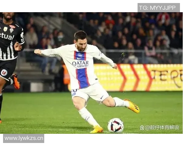 梅西精彩表现回顾足球比赛直播完整版全程回放与精彩瞬间解析